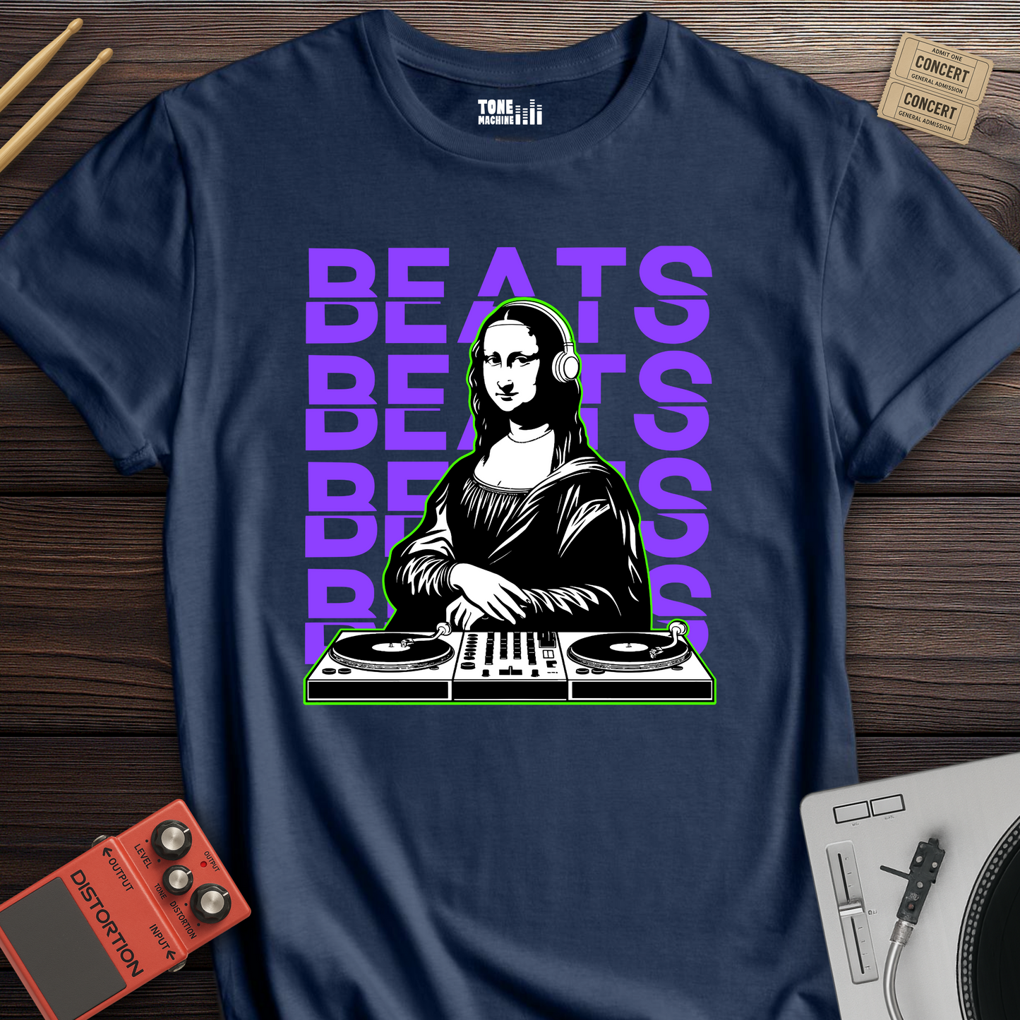 Mona Lisa DJ T-Shirt