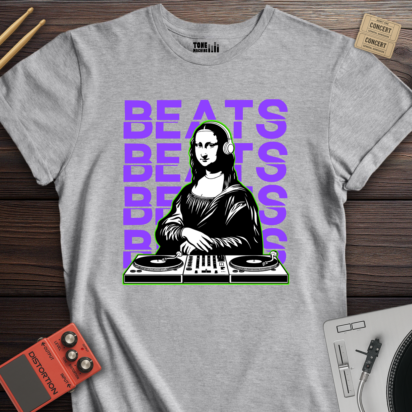 Mona Lisa DJ T-Shirt