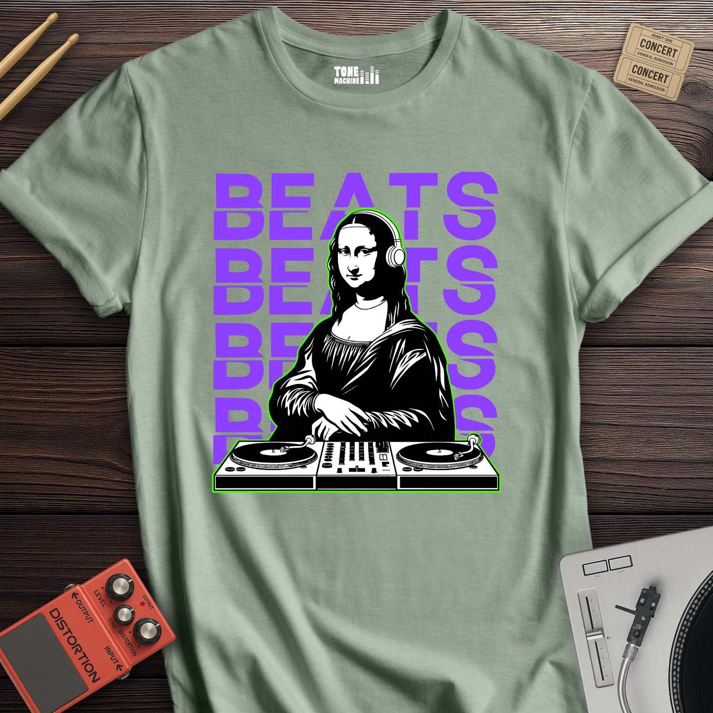 Mona Lisa DJ T-Shirt