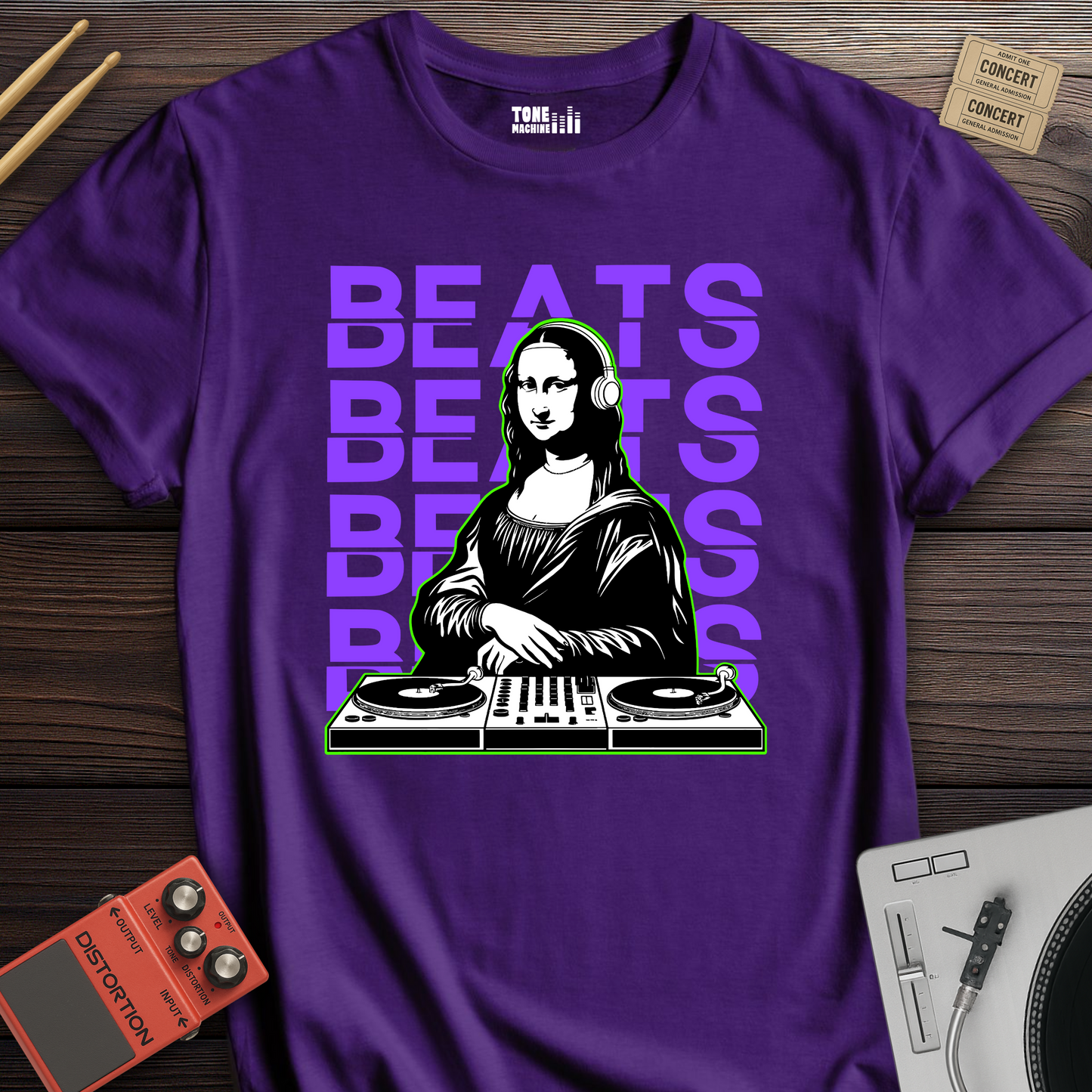 Mona Lisa DJ T-Shirt