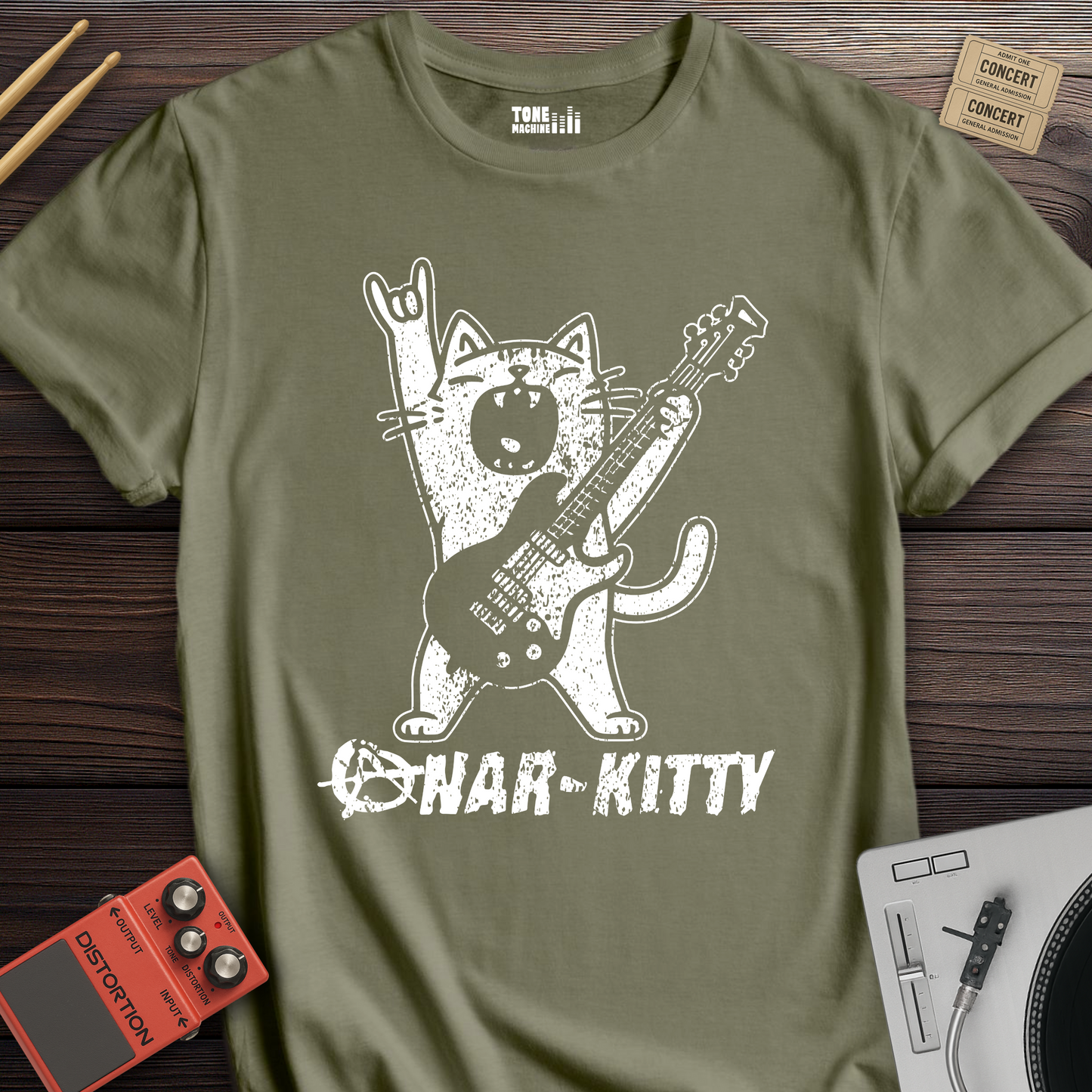 Anar-Kitty Guitar T-Shirt