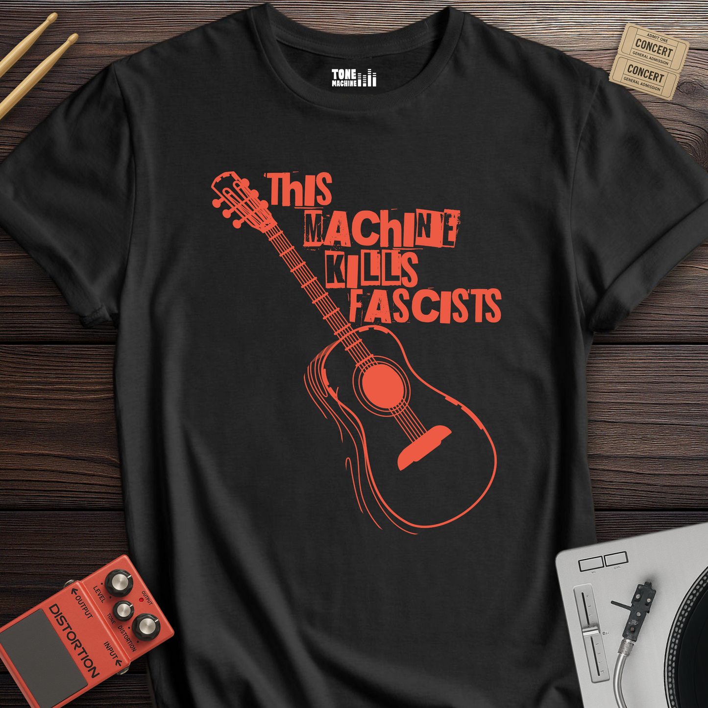This Machine Kills Fascists T-Shirt